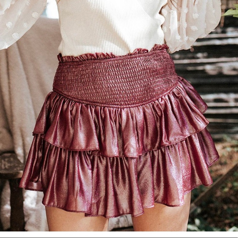 Vestique Skort Red Metallic size M